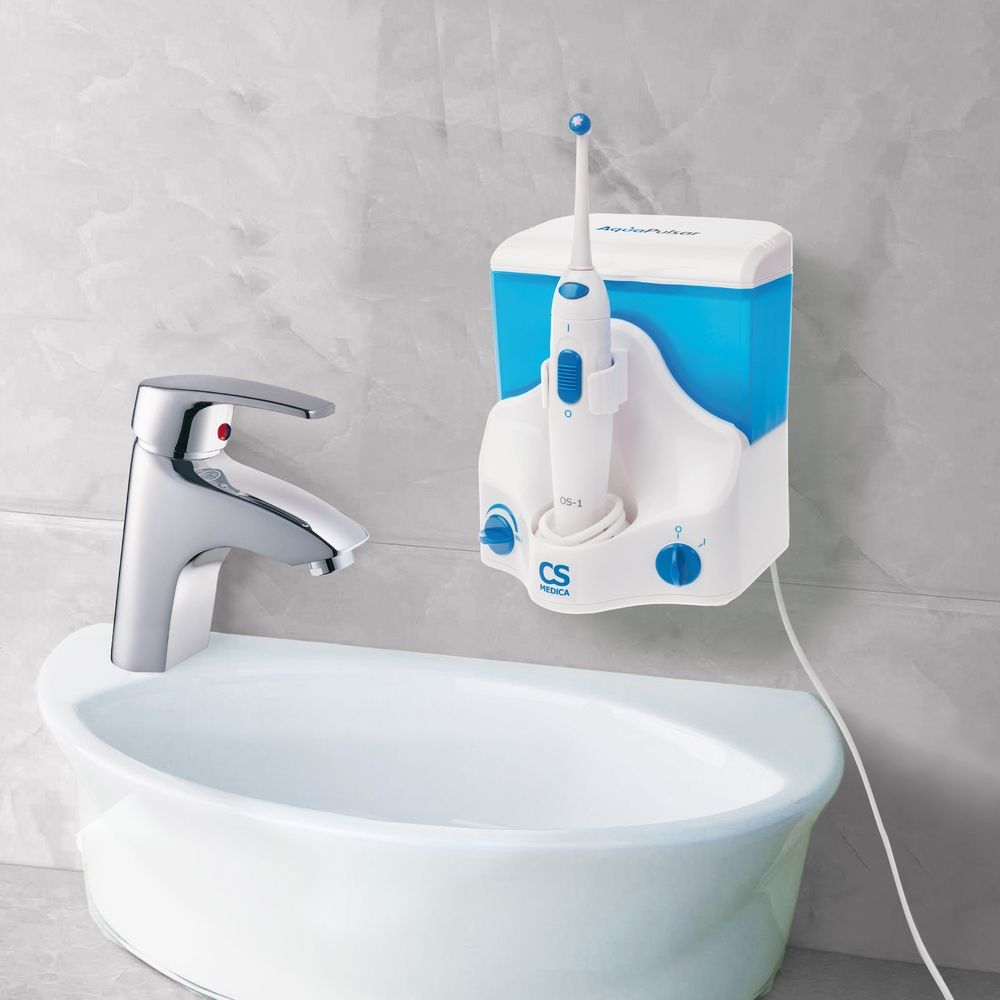 AquaPulsar Ирригатор для полости рта CS Medica OS-1, 2 режима работы, 4 насадки, цвет в ассортименте, 1 шт.